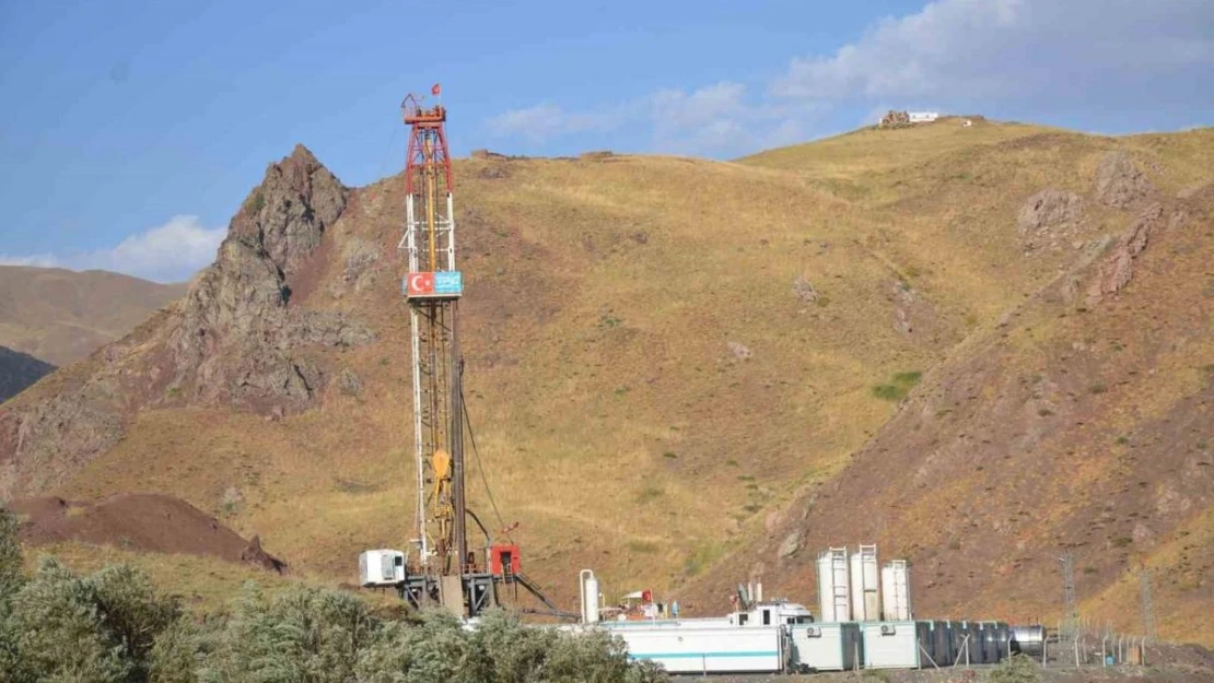 Gabar ve Cudi Dağlarından sonra Kato Dağı ve Faraşin Yaylası'nda petrol arama çalışması başladı