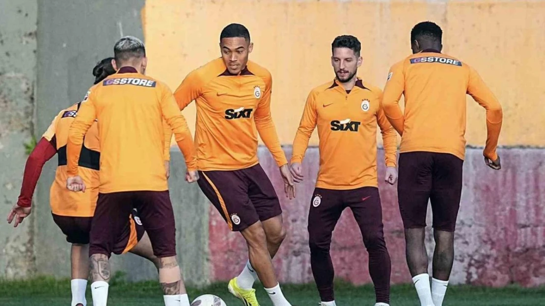 Galatasaray, Antalyaspor maçı hazırlıklarını tamamladı