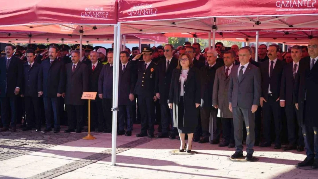 Gaziantep'in düşman işgalinden kurtuluşunun 102. yıl dönümü coşkuyla kutlandı