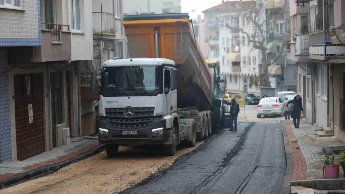 Gemlik Belediyesi'nden Alemdar Caddesi'ne estetik dokunuş