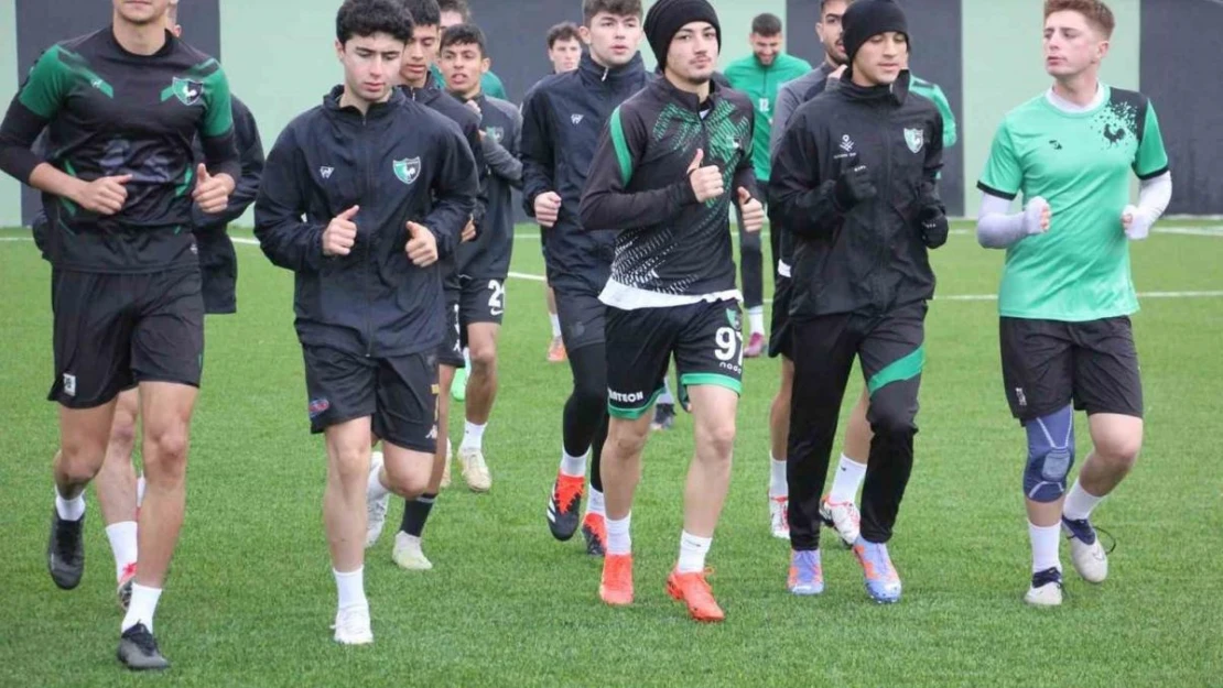 Gençlerbirliği'ni elinden kaçıran Denizlispor'da gözler Bayrampaşa maçına çevrildi