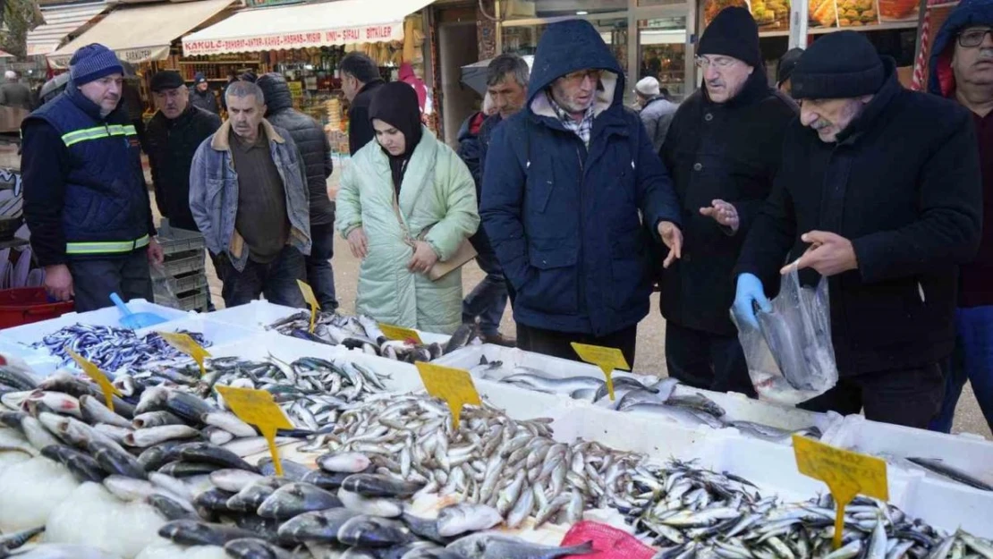 Gençlik iksiri kolajen sayesinde hamsiye olan ilgi arttı: Kadınlar eşlerinden hamsi istiyor