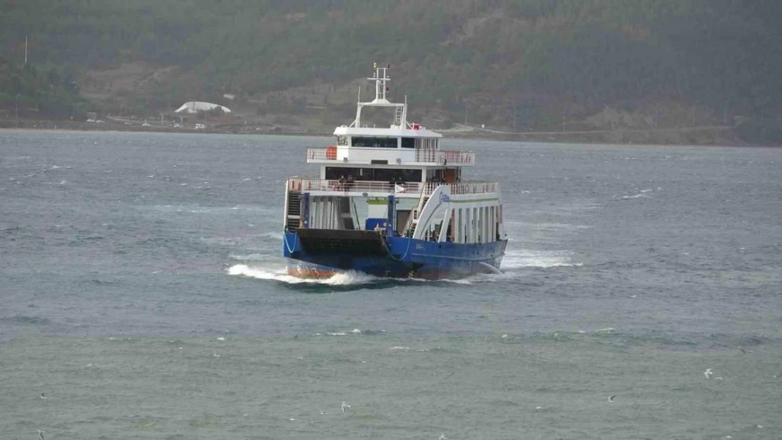 Gökçeada ve Bozcaada'ya yarınki bazı feribot seferlerine fırtına engeli