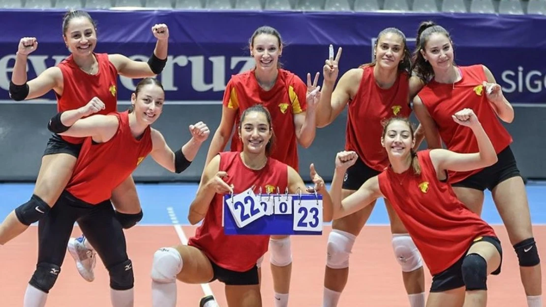 Göztepe Voleybol, BB Bodrumspor maçının son antrenmanını gerçekleştirdi