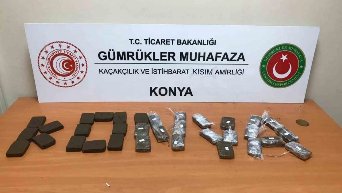 Gümrük Muhafaza ekipleri uyuşturucuya geçit vermiyor