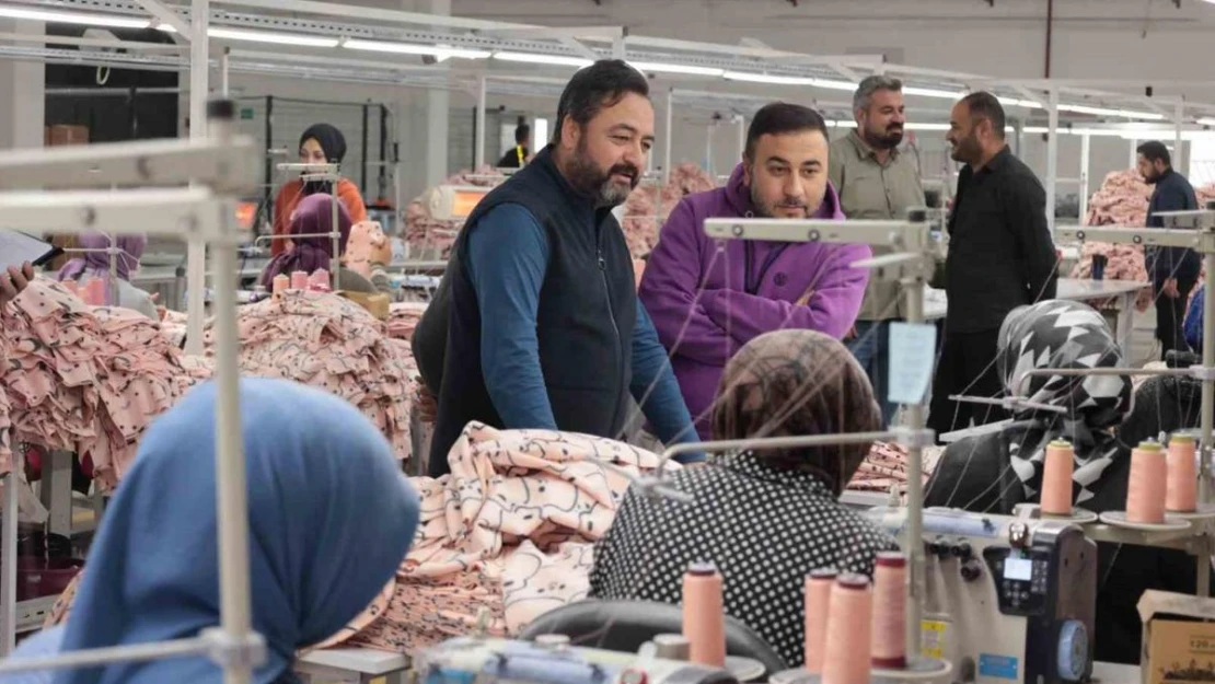 Gürbüz, 'Tekstil fabrikamız 50 bin ürün ihracatı için sipariş aldı'