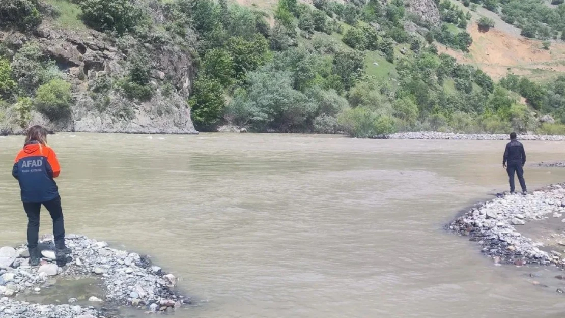 Hakkari'de 22 gündür kayıp kadını, 165 personel ve dron desteğiyle arama çalışmaları sürüyor
