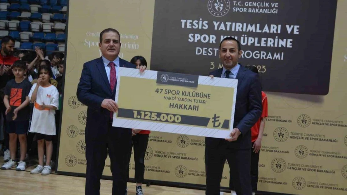 Hakkari'de 48 spor kulübüne 1 milyon 125 bin TL nakdi destek