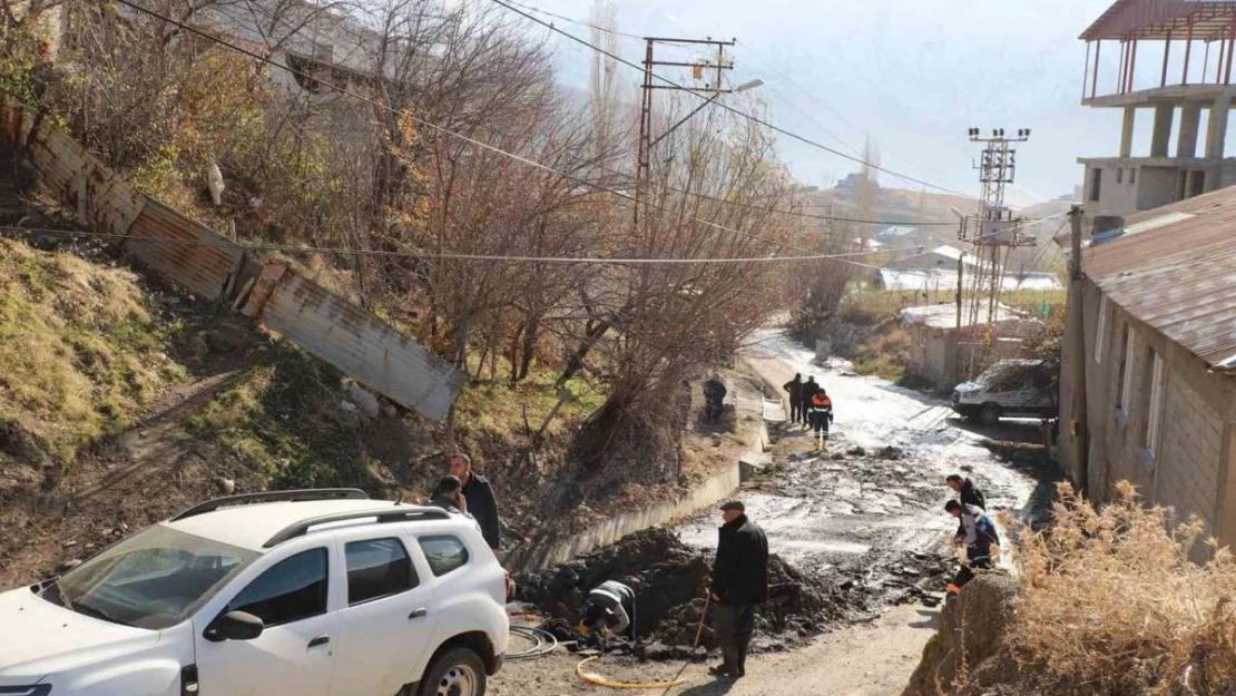 Hakkari'de 7 noktadaki su arızası giderildi