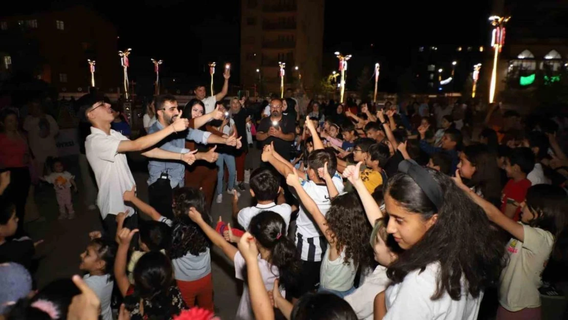 Hakkari'de çocuk etkinliklerine büyük ilgi