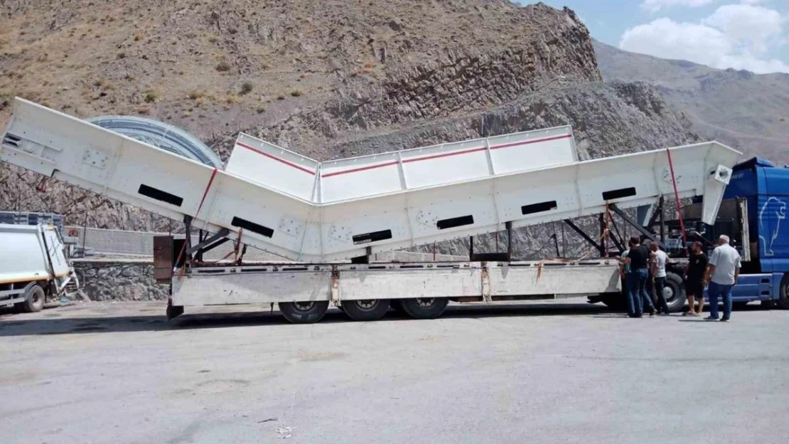 Hakkari'de çöplerin taşınması sorunu çözüldü