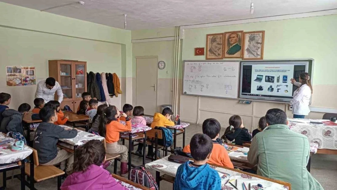 Hakkari'de sıfır atık ve geri dönüşüm eğitimi