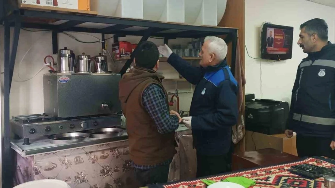 Hakkari'deki çay ocaklarında hijyen denetimi