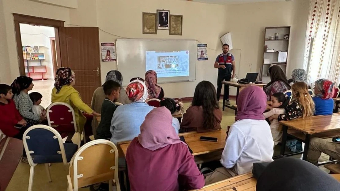 Hakkari jandarmasında siber farkındalık eğitimi