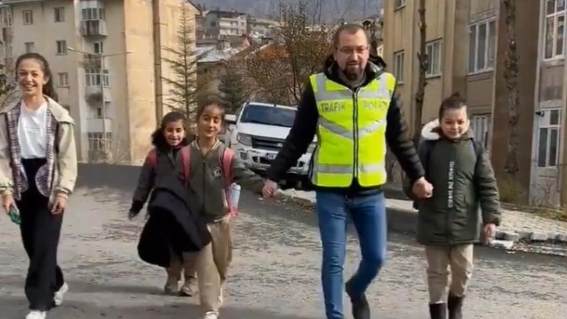 Hakkari polisinden okul tedbiri