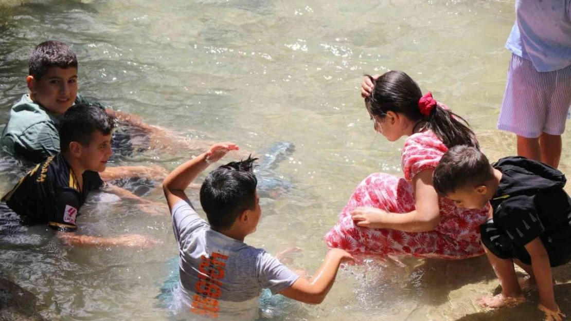 Hava değişikliklerine karşı çocukları koruyun