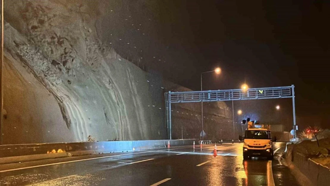 Heyelan riski nedeniyle trafiğe kapanan Bolu Dağı Tüneli'nde son durum