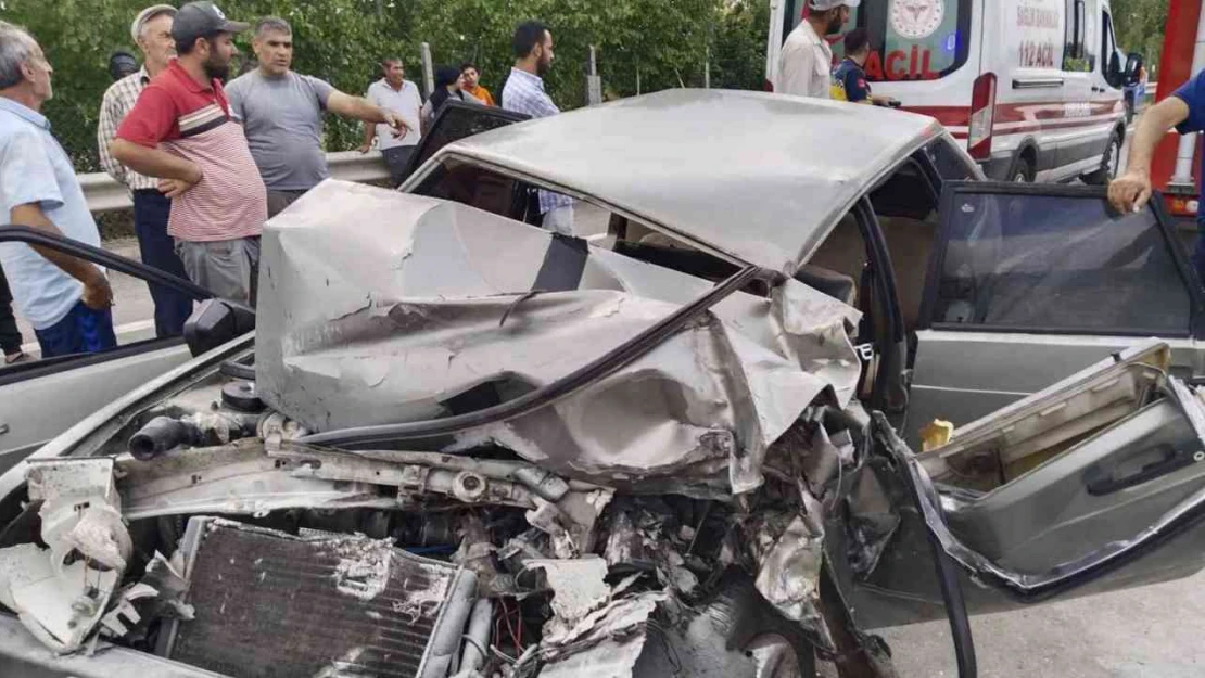 Iğdır'da trafik kazası: İki kişi yaralandı