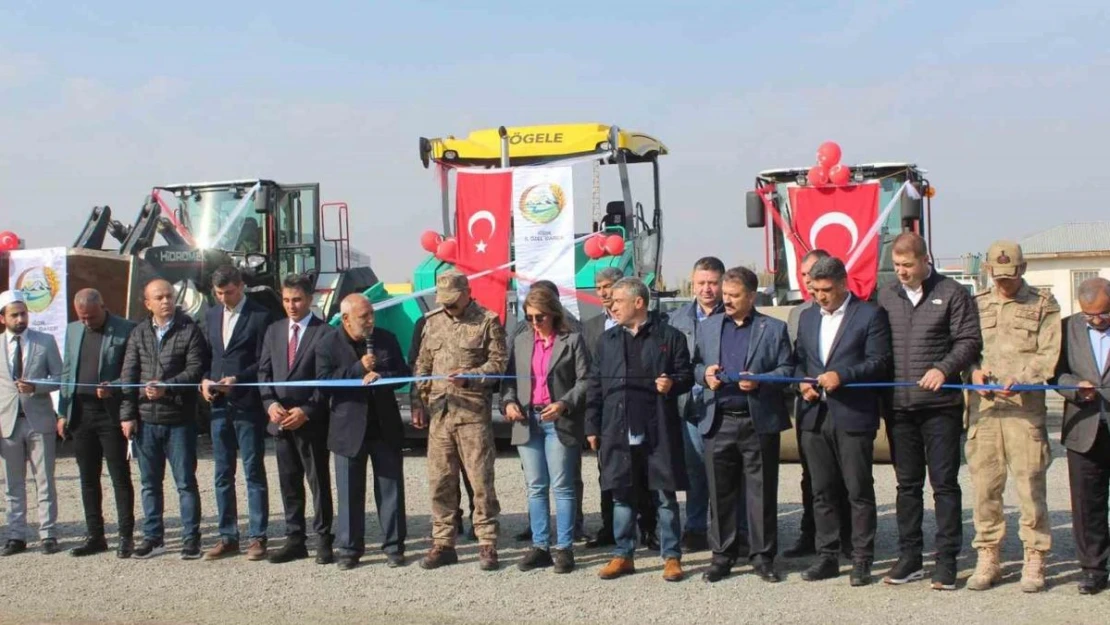 Iğdır il özel idaresine 44 milyonluk iş makinesi alındı