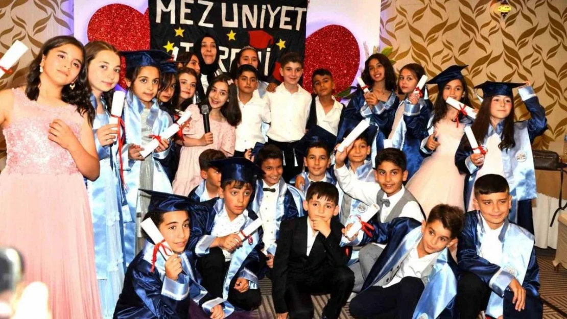 İlk mezuniyet heyecanını yaşadılar