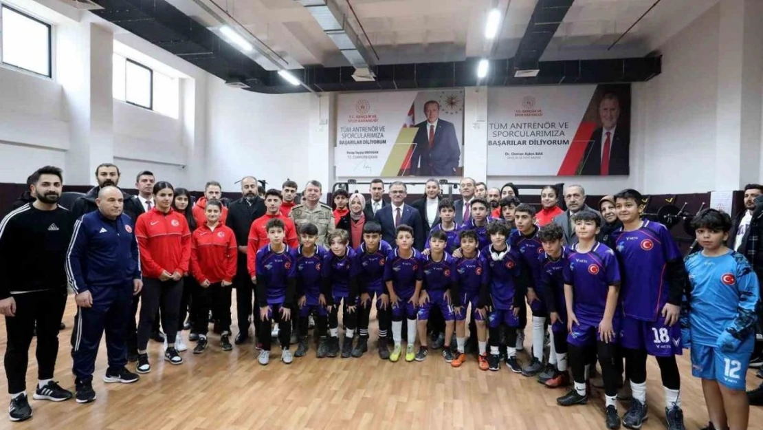 İpekyolu Sporcu Fabrikası hizmete başladı