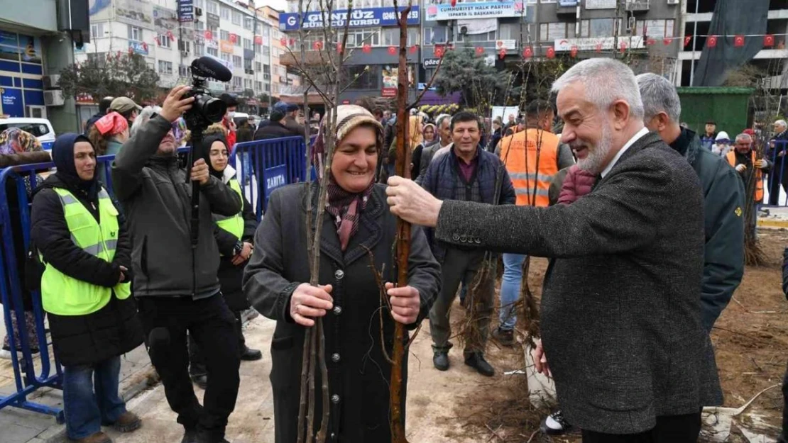 Isparta Belediyes, 32 bin adet ücretsiz meyve fidanı dağıtacak