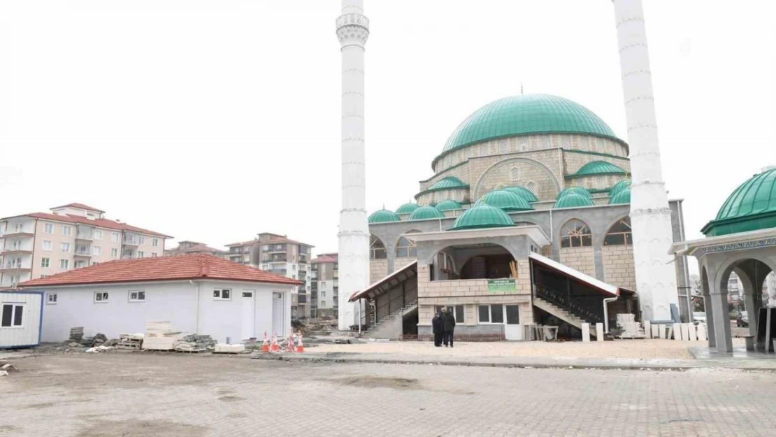 Isparta Belediyesi'nden camilere bakım ve yenileme