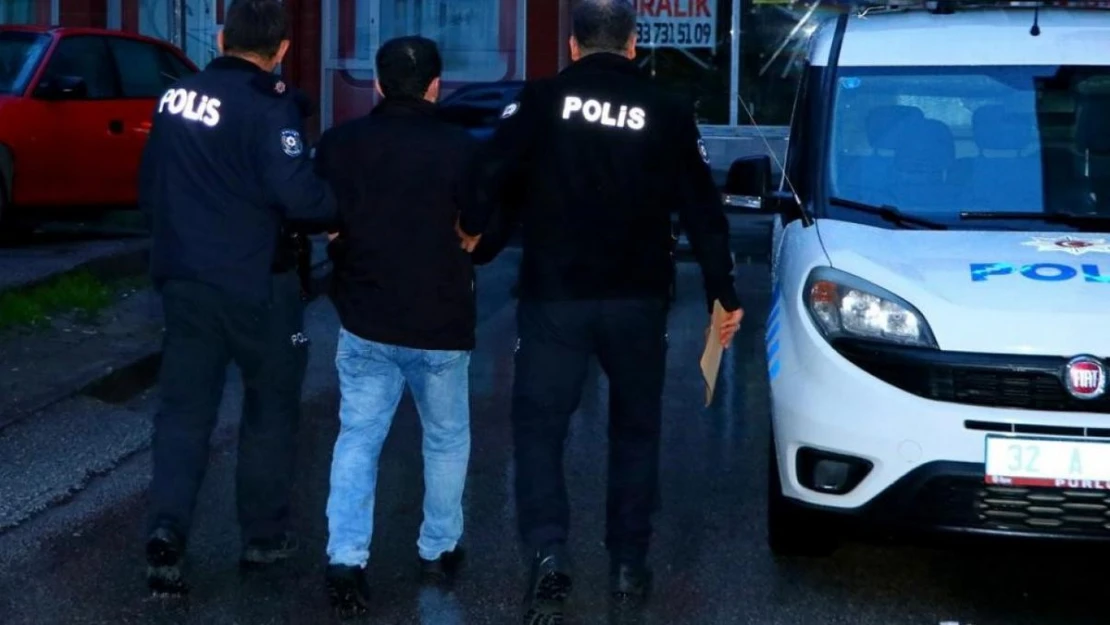 Isparta'da çeşitli suçlardan araması bulunan 13 şahıs yakalandı