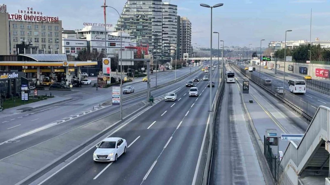 İstanbul'da yeni yılın ilk gününde trafik yüzde 1'e düştü