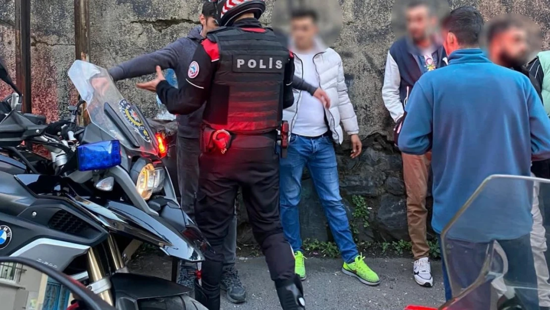 İstanbul genelinde yapılan asayiş uygulamalarında 134 aranan şahıs yakalandı