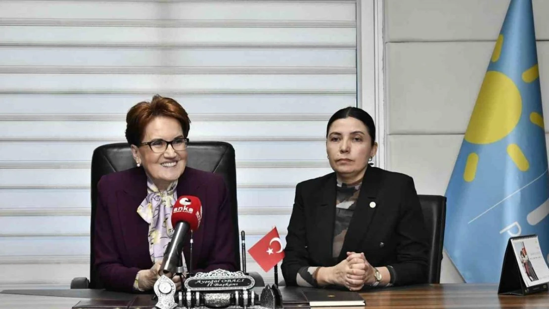 İYİ Parti Genel Başkanı Akşener il teşkilatını ziyaret etti