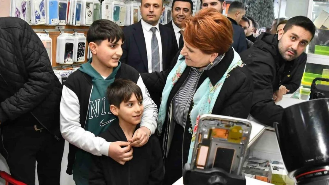 İYİ Parti Genel Başkanı Akşener, Sincan'da esnafı ziyaret etti