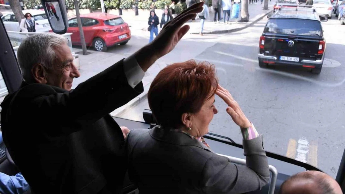 İYİ Parti lideri Akşener, Çankaya'da esnafı ziyaret etti