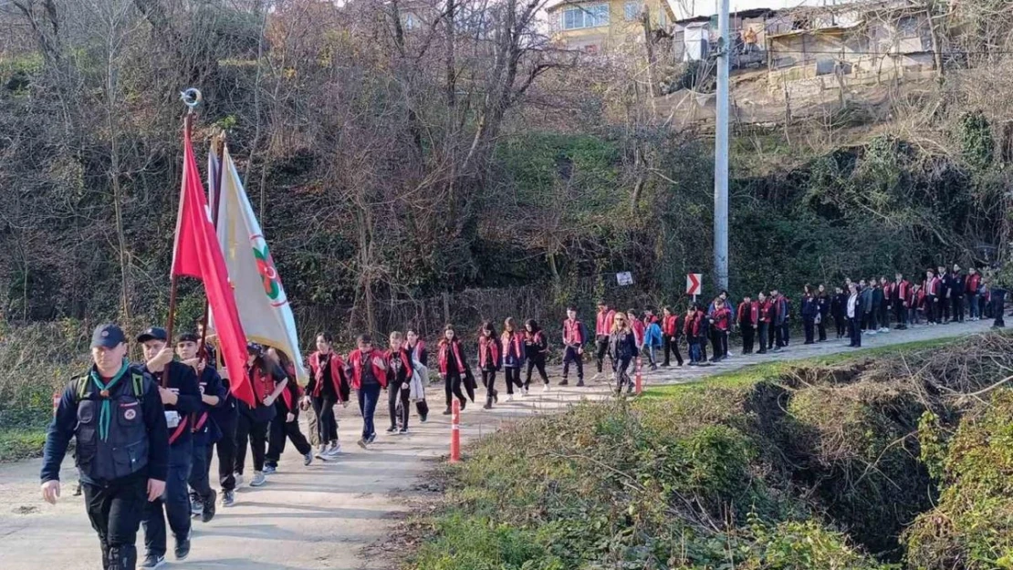 İzciler Sarıkamış şehitlerini andı