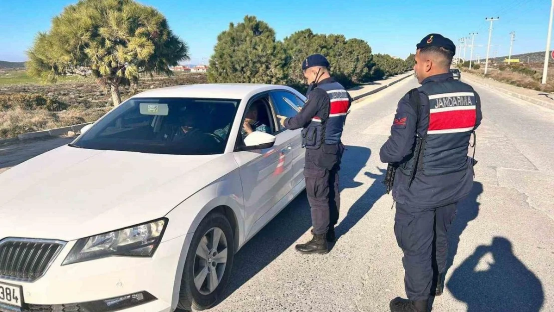 İzmir'de huzur denetimi: 47 kişi yakalandı