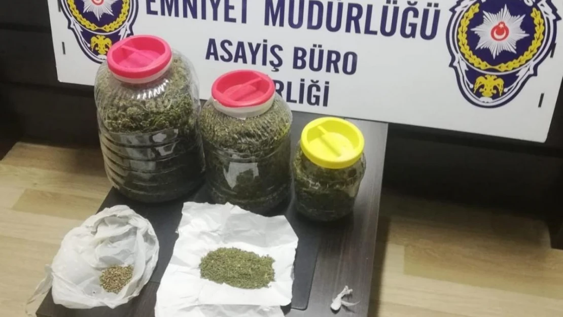 İznik polisinden uyuşturucu ve silah operasyonu