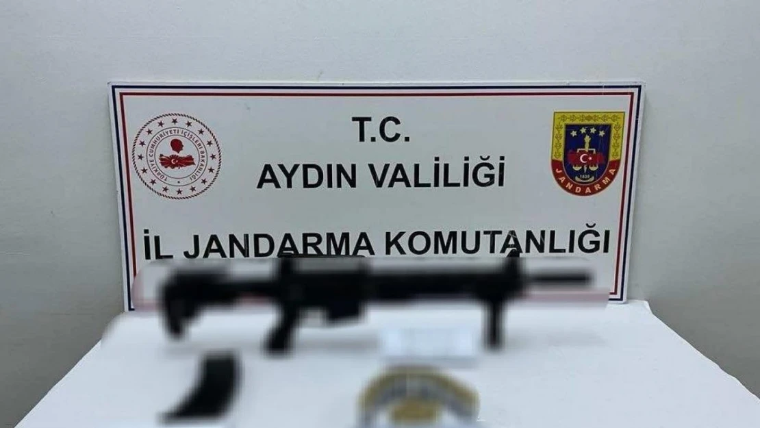 Jandarma silah kaçakçılığına geçit vermedi