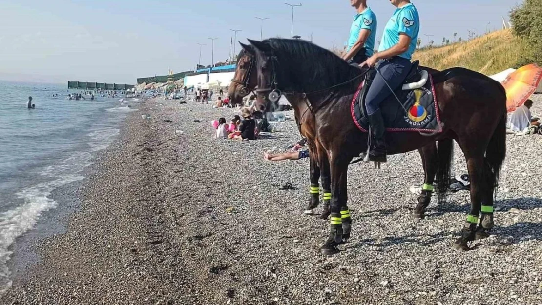 Jandarma suda boğulmalara karşı vatandaşları uyarıyor