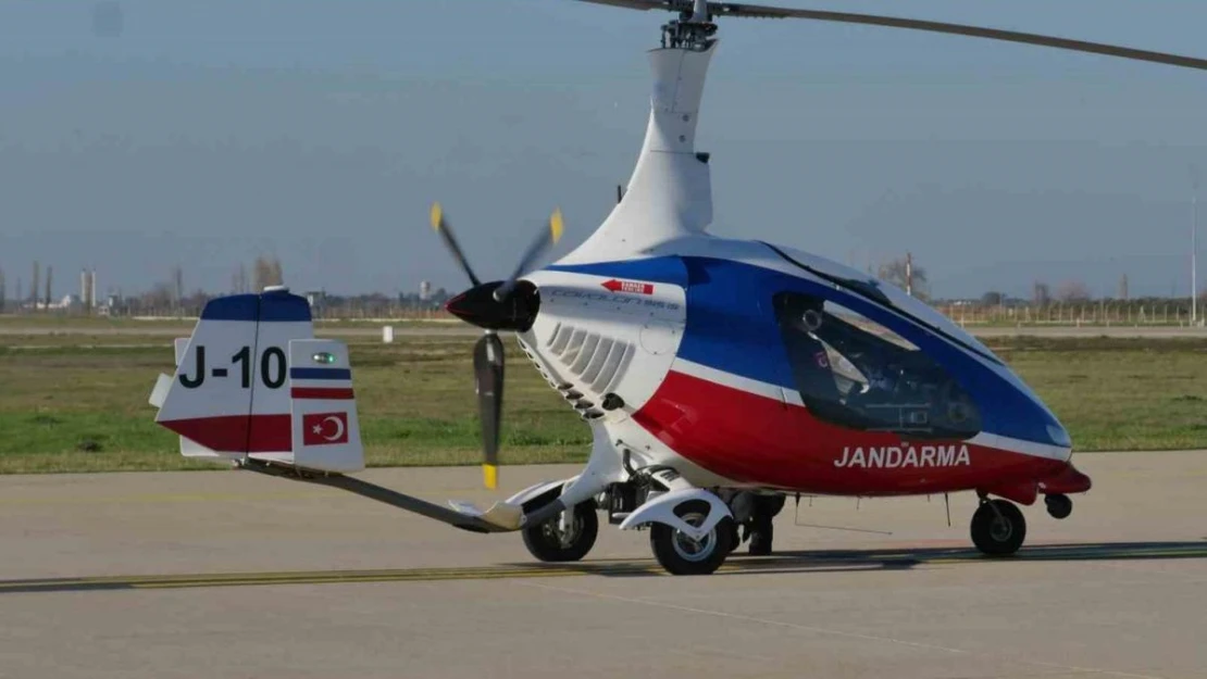 Jandarma zeytinlikleri 'gyrocopter' ile korunuyor