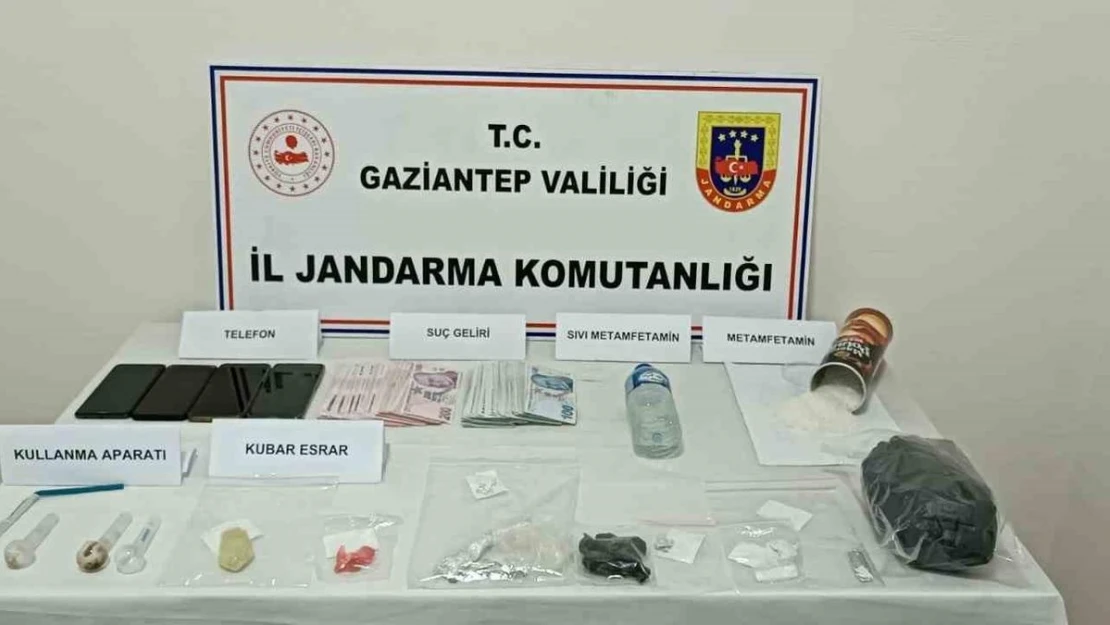 Jandarmadan bölgesel şok huzur ve güven uygulaması: 3 şahıs tutuklandı