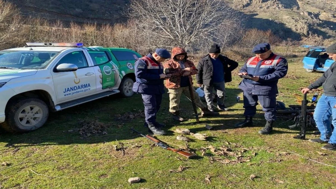 Jandarmadan kaçak avcılara geçit yok