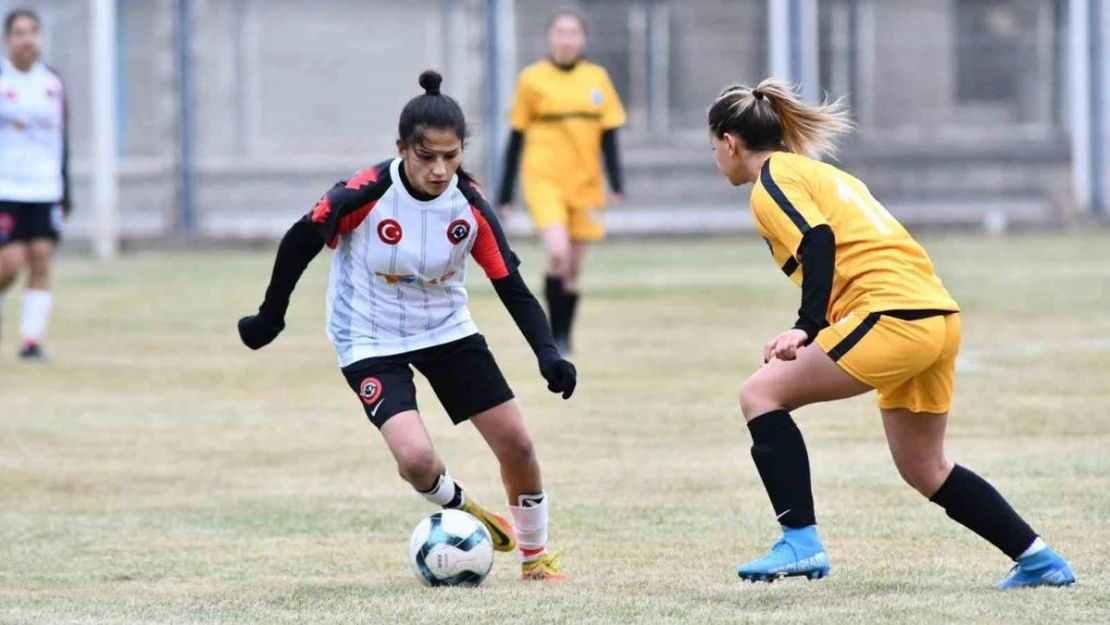 Kadınlar 2. Lig: Kılıçaslan Yıldızspor: 0 - Yakacık Gençlerbirliğispor: 0