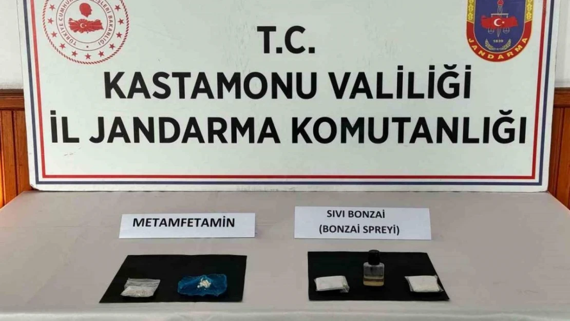 Kağıt peçeye emdirilmiş kannabinoid ele geçirildi: 1 tutuklama