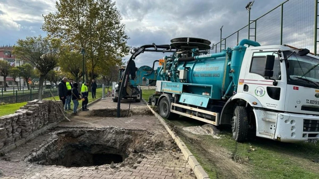 Kanalizasyon hattından çıkanlar 'bu kadarda mı olur' dedirtti