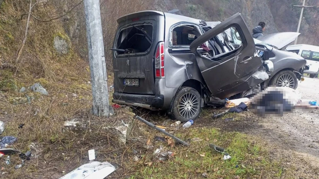 Karabük'te trafik kazası: 1 ölü, 4 yaralı