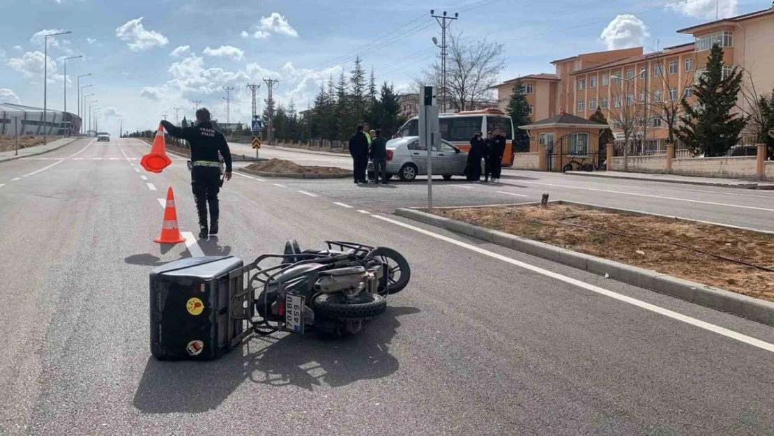 Karaman'da otomobille motosiklet çarpıştı: 1 yaralı