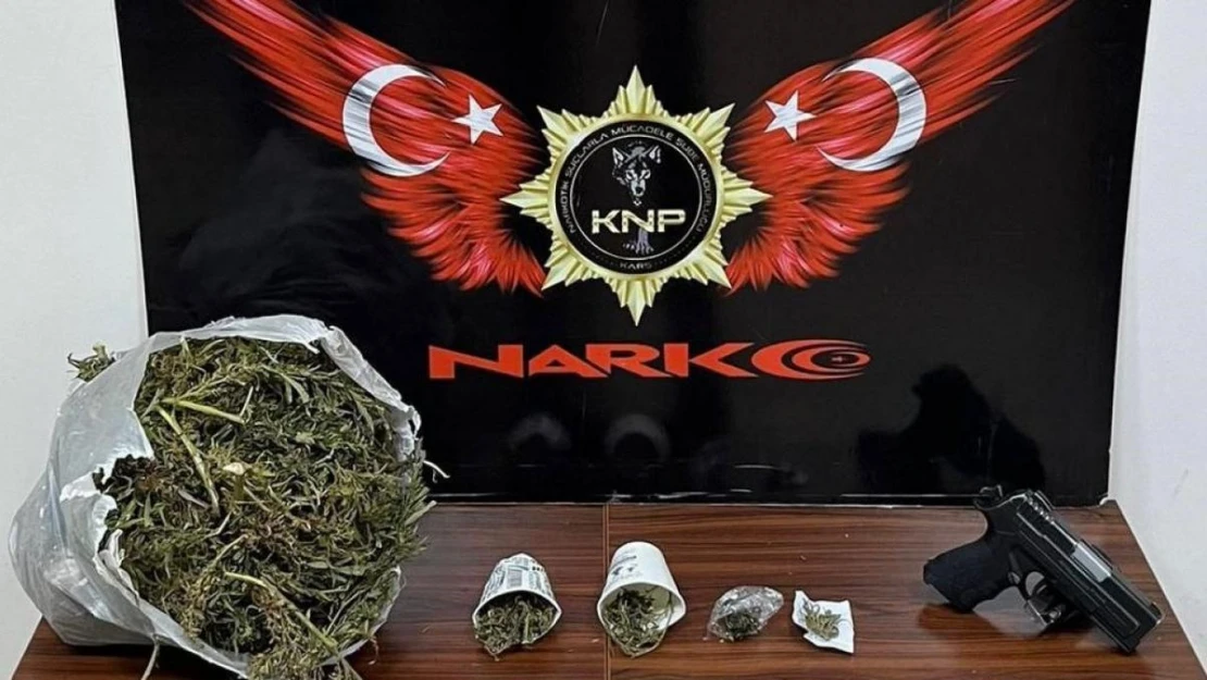 Kars'ta 1 kilo 880 gram esrar ele geçirildi