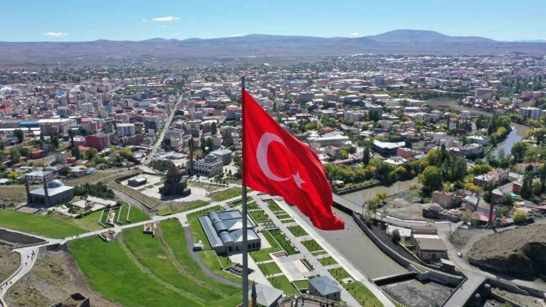 Kars'ta 185 bin 45 kişi oy kullanacak