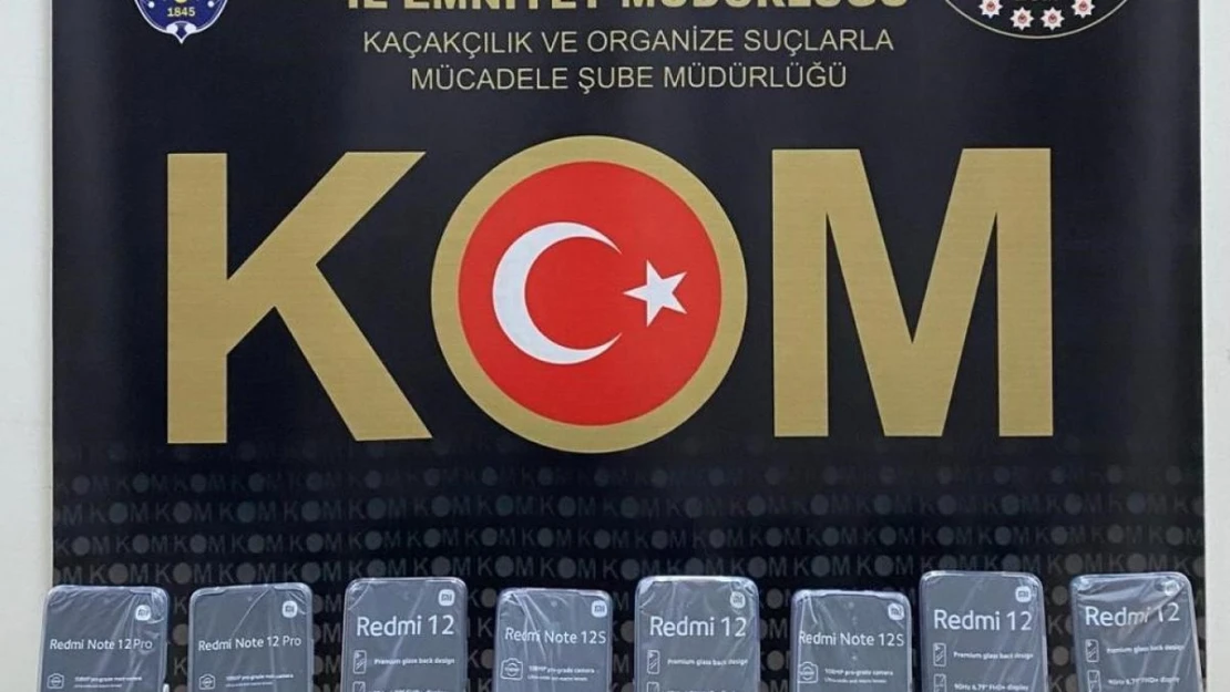 Kars'ta gümrük kaçağı telefon ele geçirildi