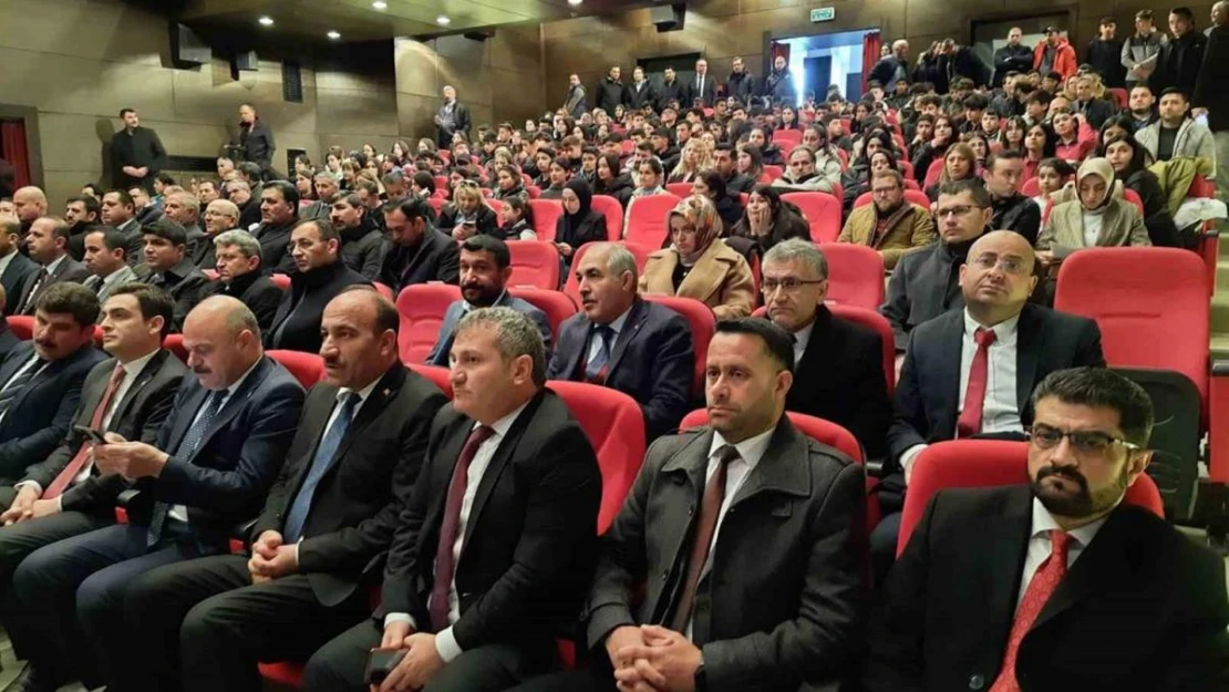 Kars'ta, İstiklal Marşı'nın kabulünün 103. Yılıdönümü etkinliği